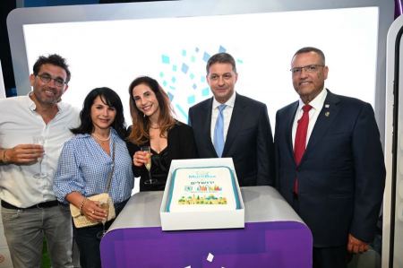 مركز السلطات المحلية وPayBox يُطلقان خدمة الدفع الإلكتروني للتعليم (MuniBox) قبل بدء العام الدراسي الجديد